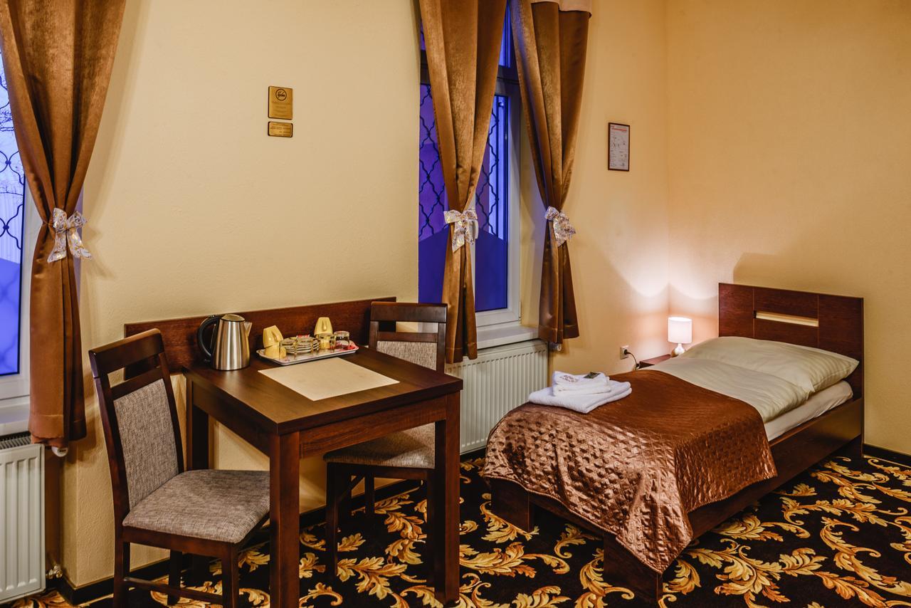 Hotel Kaskada Poprad Exterior photo